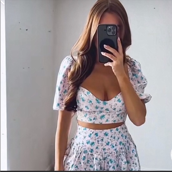 Zara Tops Zara Floral Print Corset Top Poshmark